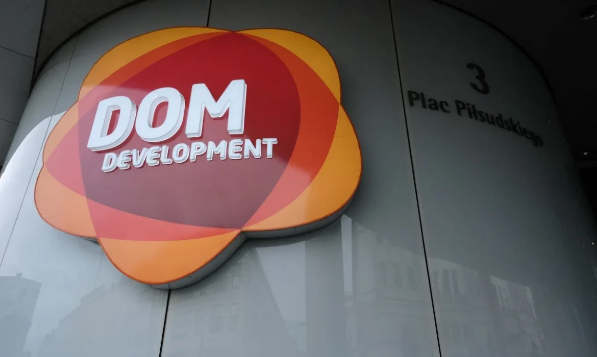 Dom Development