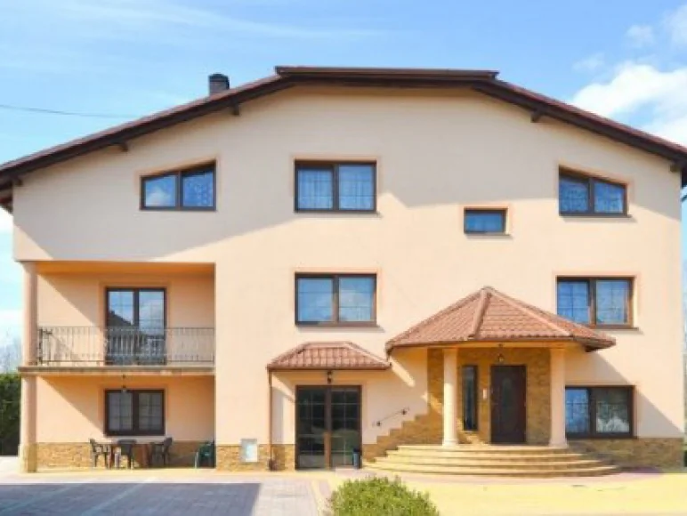 Kary dla domów hotele robocze