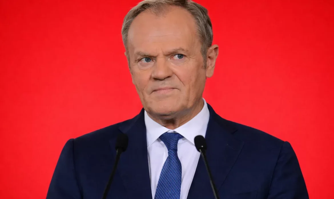 Tusk pozwany przez sąd