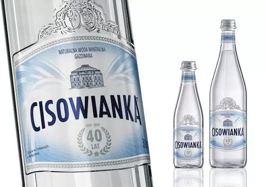 Absurd podatkowy: Cisowianka pozywa państwo za 23% VAT